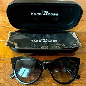 Brand New Marc Jacobs 310/S Sunglasses with case